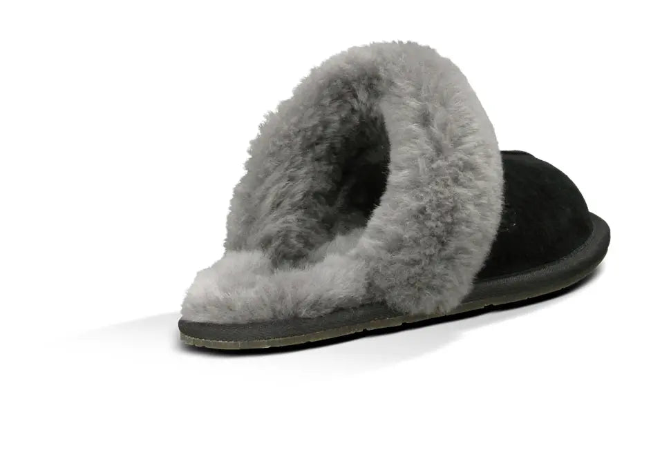 Women’s UGG Scuffette II – The Ultimate Cozy House Slipper    UGG