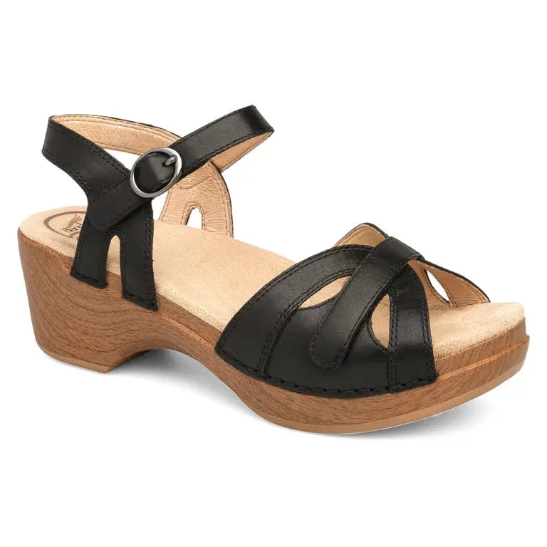 Women’s Dansko Season Sandal – Effortless Comfort with a Custom Fit    DANSKO