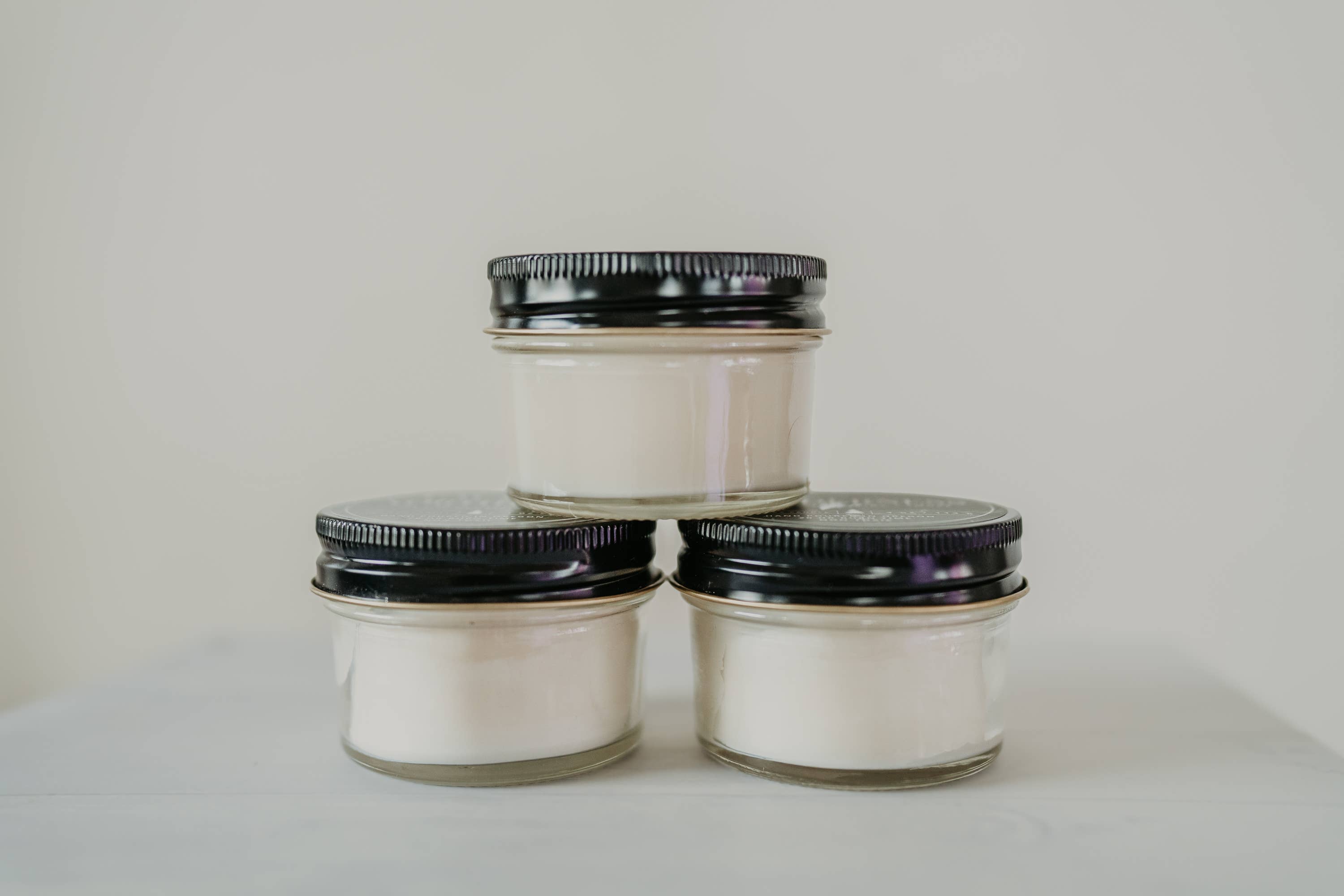 Campfire Coffee Candle - 100% Soy Wax - Nontoxic    Woodsy Wicks