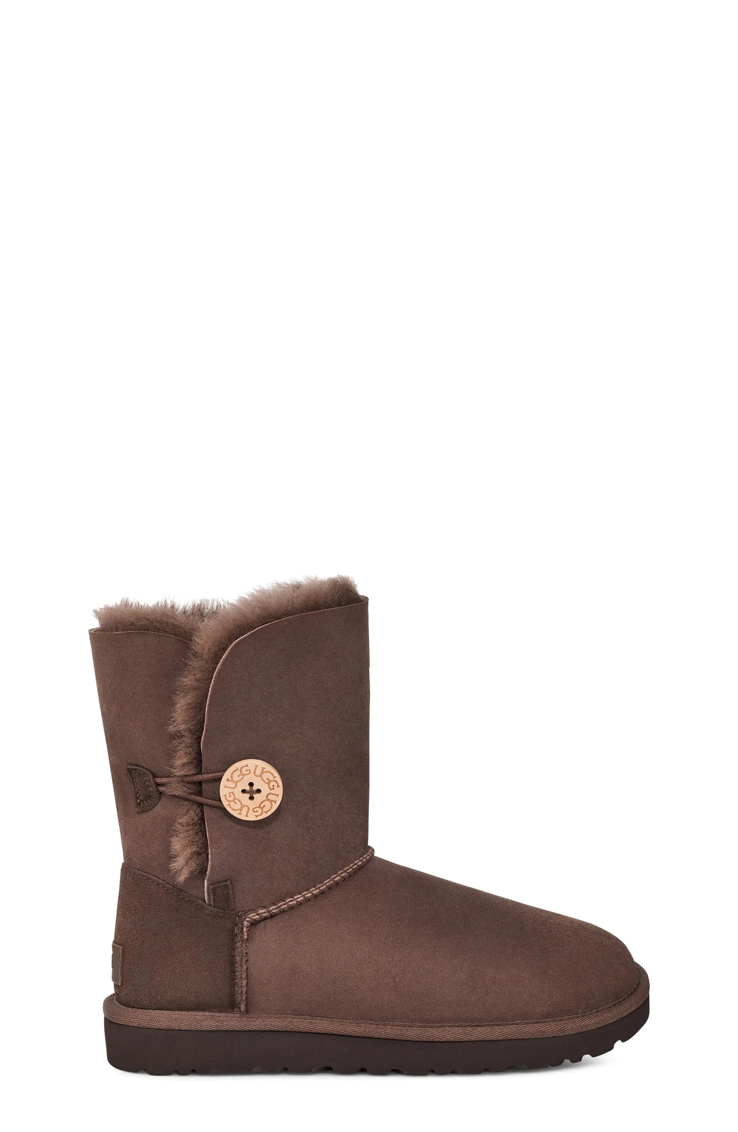 Ugg bailey 2025 button chocolate